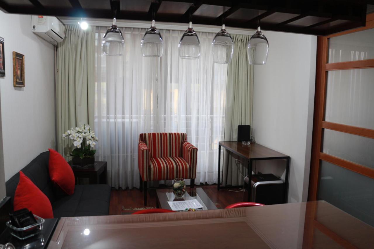 Austral Rentahome Santa Beatriz Сантьяго Екстер'єр фото